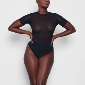 COPY - Skims Summer Mesh T-Shirt - Clay